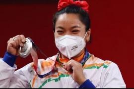 Big day for India. Weightlifter Mirabai Chanu Wins India's 1st Medal