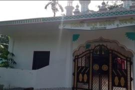  ৰাজ্যখনৰ বিভিন্ন ঠাইৰ দৰে দেৰগাঁৱতো নাই পূৰ্বৰ দৰে ঈদৰ আনন্দ-উছাহ 