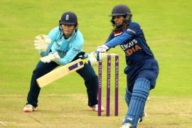 ইংলেণ্ডৰ মহিলা ক্ৰিকেটাৰ চাৰল'টে এডৱাৰ্ডচৰ ১০,২৭৩টা ৰানৰ ৰেক'ৰ্ড ভংগ কৰিলে মিথালীয়ে