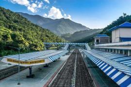 Special train services open to tourists