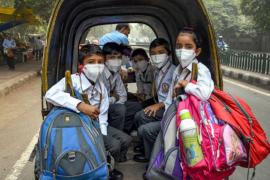  Delhi Pollution Measures : Schools shut, construction halted. Kejriwal acts after SC prod