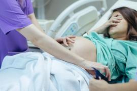 ग्रेटर नोएडा में मेडिकल ब्लंडर!डिलीवरी के दौरान डॉक्टर ने पेट में छोड़ दिया आधा मीटर कपड़ा