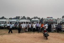 108 एम्बुलेंस कर्मचारियों का धरना 30वें दिन भी जारी, GVK EMRI की जांच की मांग