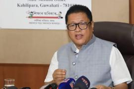 शिक्षा मंत्री रनोज़ पेगू 