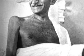 গান্ধীকে নিয়ে প্রবন্ধ, জেলে সংস্কৃতি চর্চা! ধ/র্ষকের সাজা কমিয়ে ১২ বছর করল বম্বে হাই কোর্ট