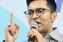 অভিষেক বন্দ্যোপাধ্যায়ও লিখলেন কবিতা, এসআইআর ও মৃত্যুর উপত্যকার ঘটনায় তীব্র বিরোধী স্বর