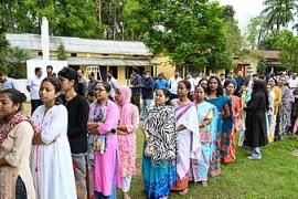 असम में सबसे अधिक मतदान, केरल और पुडुचेरी में भी जारी वोटिंग