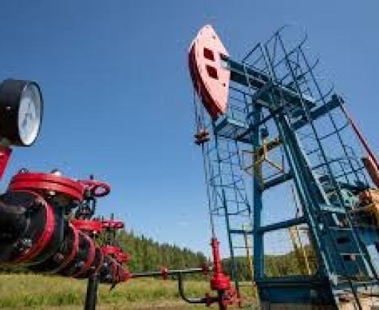 Oil Prices Rise After U.S. Intercepts Venezuelan-Linked Tanker