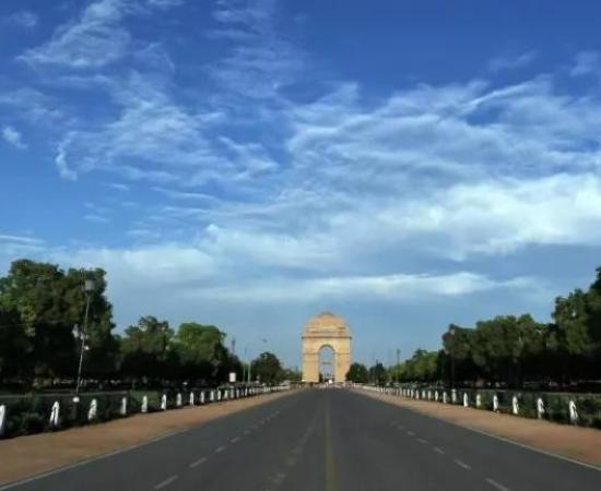 क्रिसमस पर दिल्ली को प्रदूषण से राहत, हफ्तों बाद दिखा नीला आसमान