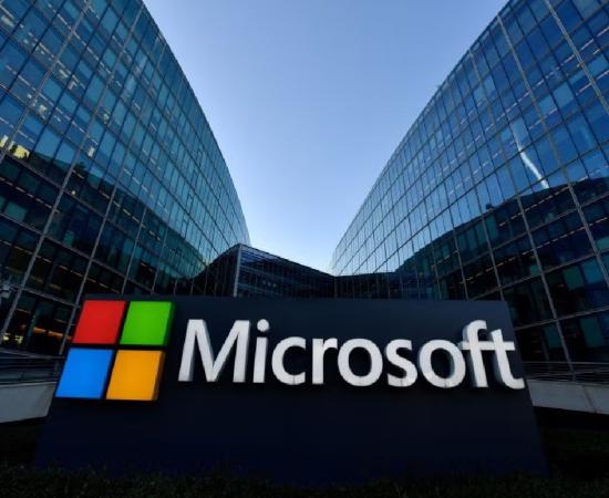 Microsoft में संभावित छंटनी की अफ़वाहों से मचा हड़कंप, कंपनी ने बताया ‘पूरी तरह काल्पनिक और स्पैक्युलेटिव’