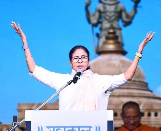 ‘বাংলাকে শীর্ষে নিয়ে যাব, এবং সেটা করবই’: মহাকাল মন্দির ভিত্তিপ্রস্তর স্থাপন অনুষ্ঠানে মমতার বক্তব্য