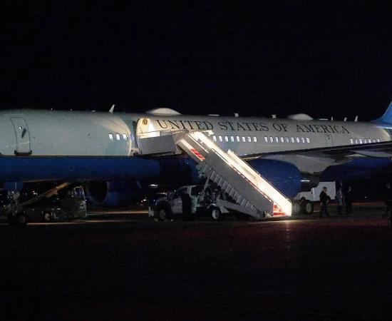 Trump’s Plane Makes Midair U-Turn, Returns to US En Route to Davos