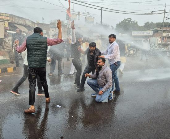 छतरपुर में शंकराचार्य के अपमान के खिलाफ युवा कांग्रेस का जोरदार प्रदर्शन