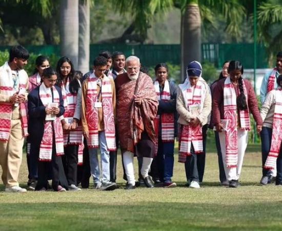 पीएम मोदी के ‘गमोसा’ सम्मान से GI टैग्ड हथकरघा को मिली वैश्विक पहचान: असम सीएम