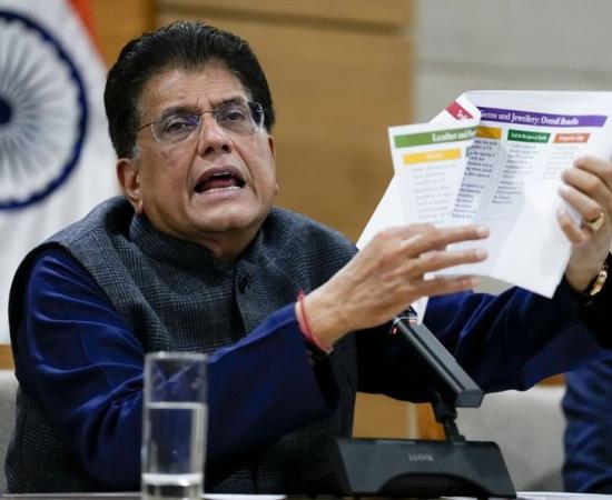 भारत पर अमेरिकी टैरिफ घटकर 18% लागू, जानिए इसका मतलब