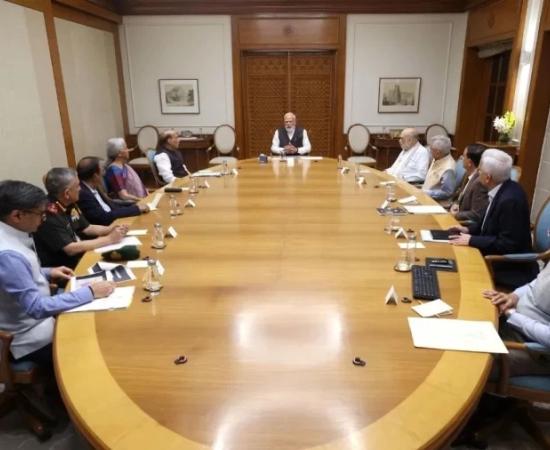 मध्य पूर्व तनाव के बीच पीएम मोदी की सीसीएस बैठक, एनएसए अजीत डोभाल समेत शीर्ष मंत्रियों ने की सुरक्षा हालात की समीक्षा